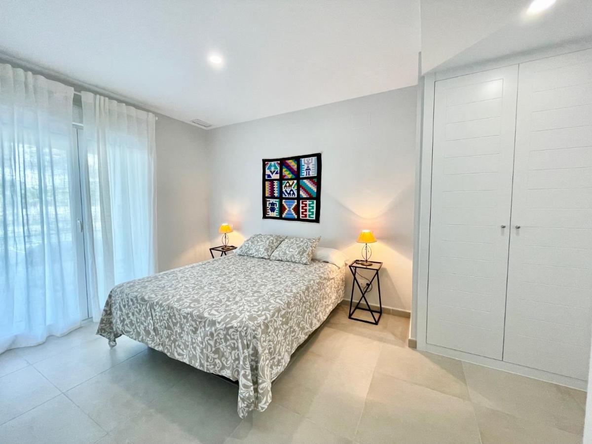 Residencial Camaleones By Ac Real Isla Canela
