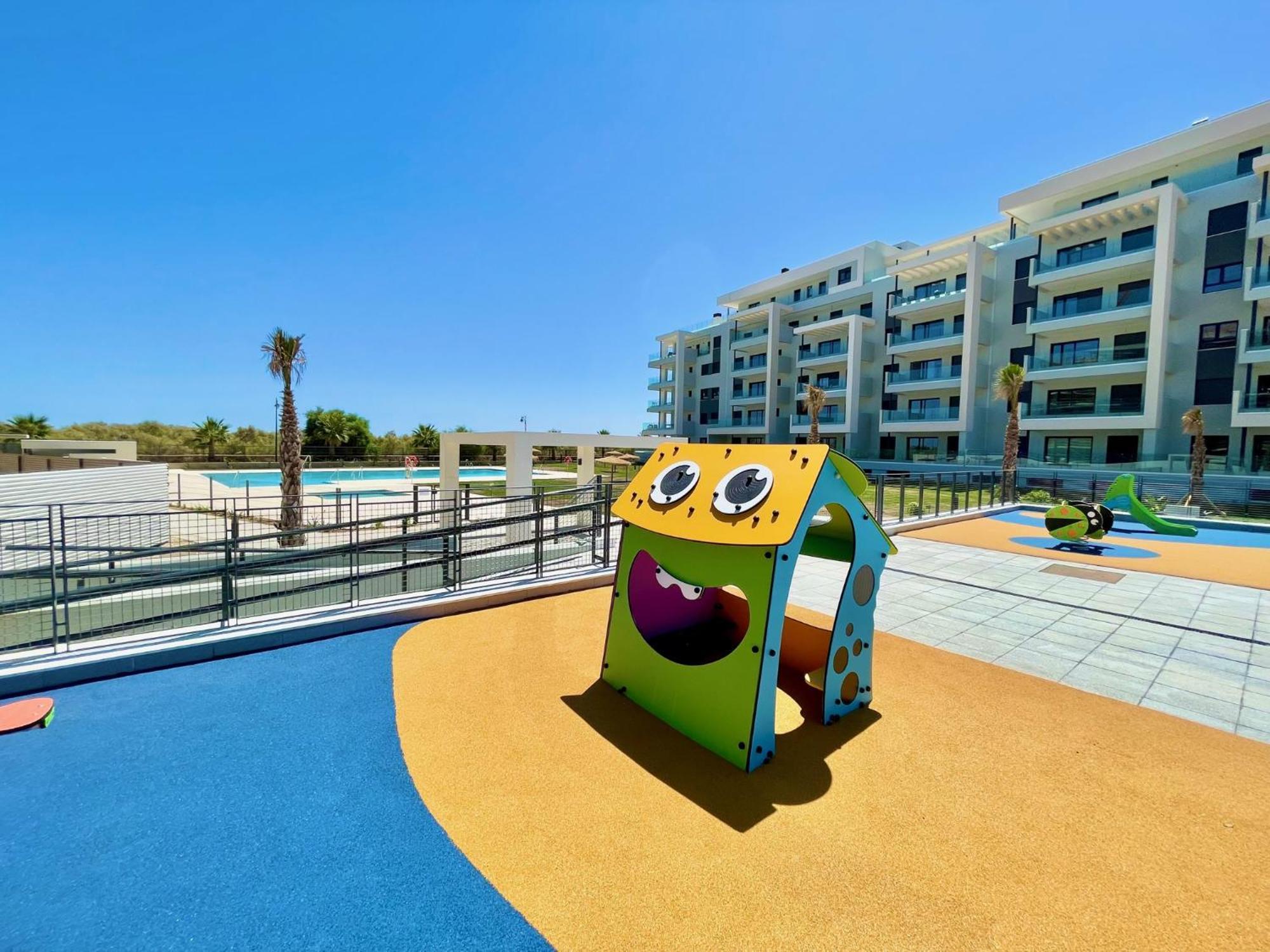 Residencial Camaleones By Ac Real *